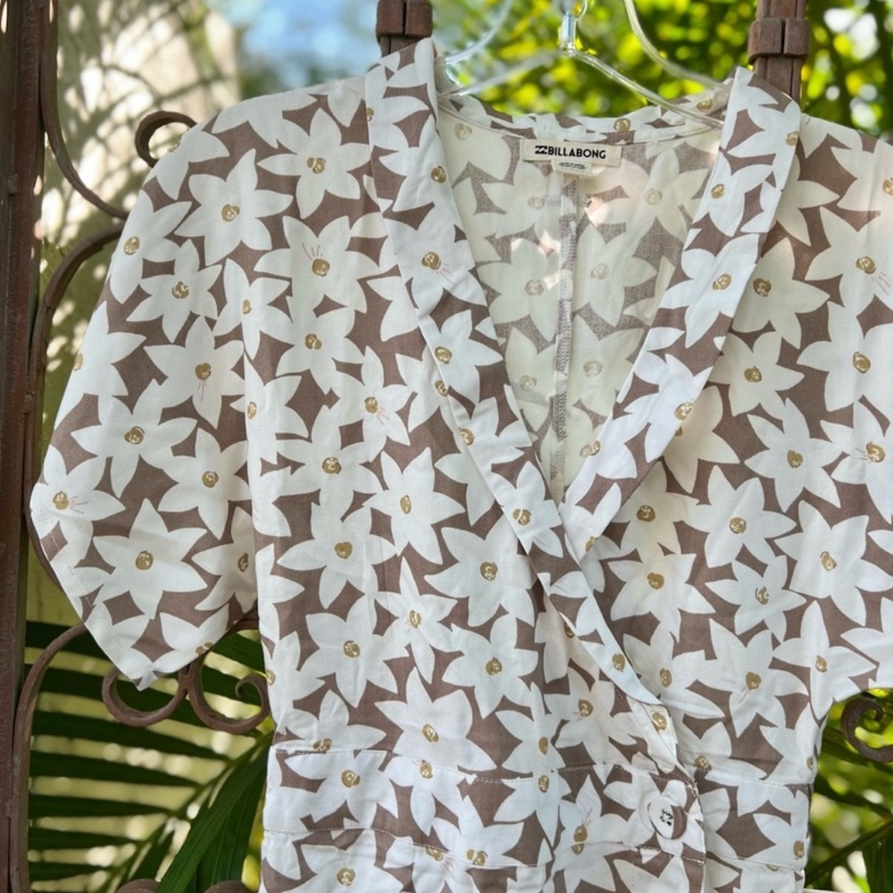 🌺🌺 BILLABONG 🌺🌺 Wander Beyond Mini Dress RARE FIND - Picture 12 of 16
